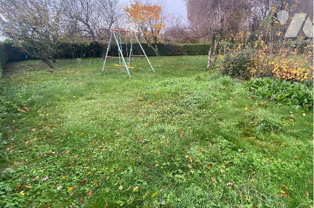 Vente - Terrain - THOIRY - 606 m² - 01085-T9