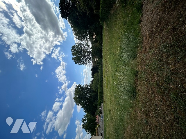 Terrain 2690 m² · à Commenchon · 2 690 m² · 31 500 €
