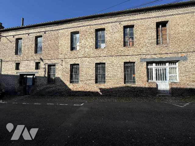 Lac 300 m² Fère · 300 m² · 26 900 €