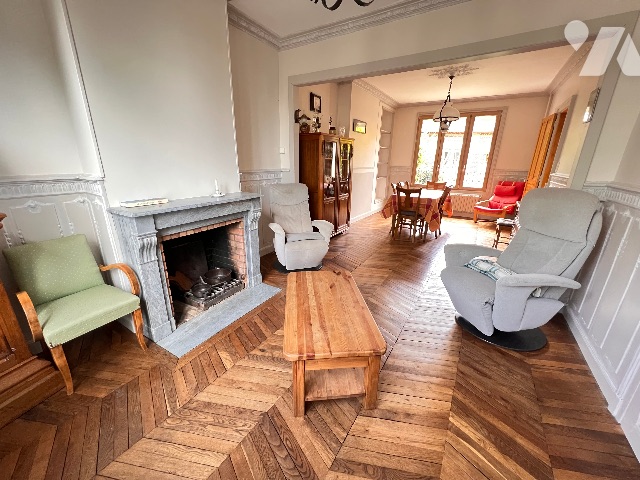 Maison 8 pièces 159 m² · à Blérancourt · 158,7 m² · 121 698 €