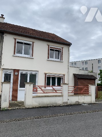 Maison 5 pièces 90 m² · à Tergnier · 90 m² · 79 000 €