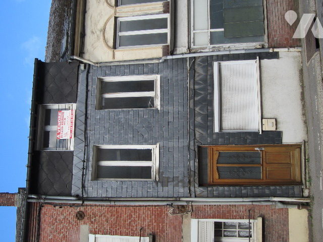 Maison 4 pièces 93 m² · à Rozoy-sur-Serre · 92,8 m² · 30 000 €
