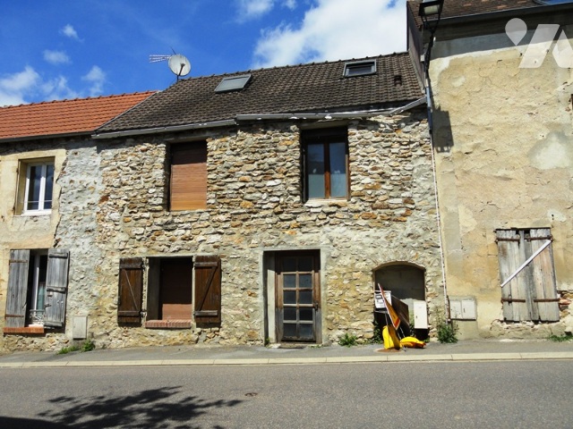 Maison 4 pièces 78 m² · à Chézy-sur-Marne · 78 m² · 77 000 €