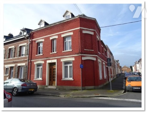 Maison 5 pièces 120 m² · à Saint-Quentin · 120 m² · 120 000 €