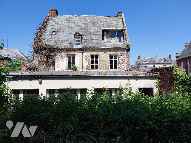 Maison 19 pièces 313 m² · à Origny-Sainte-Benoite · 313 m² · 140 000 €