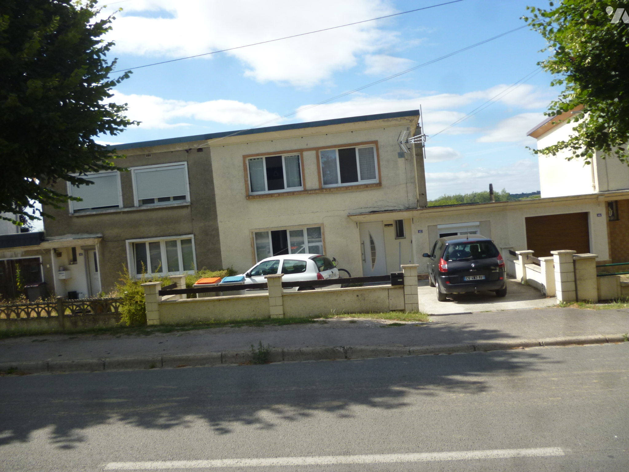 Maison 7 pièces 106 m² · à Ribemont · 106 m² · 85 000 €