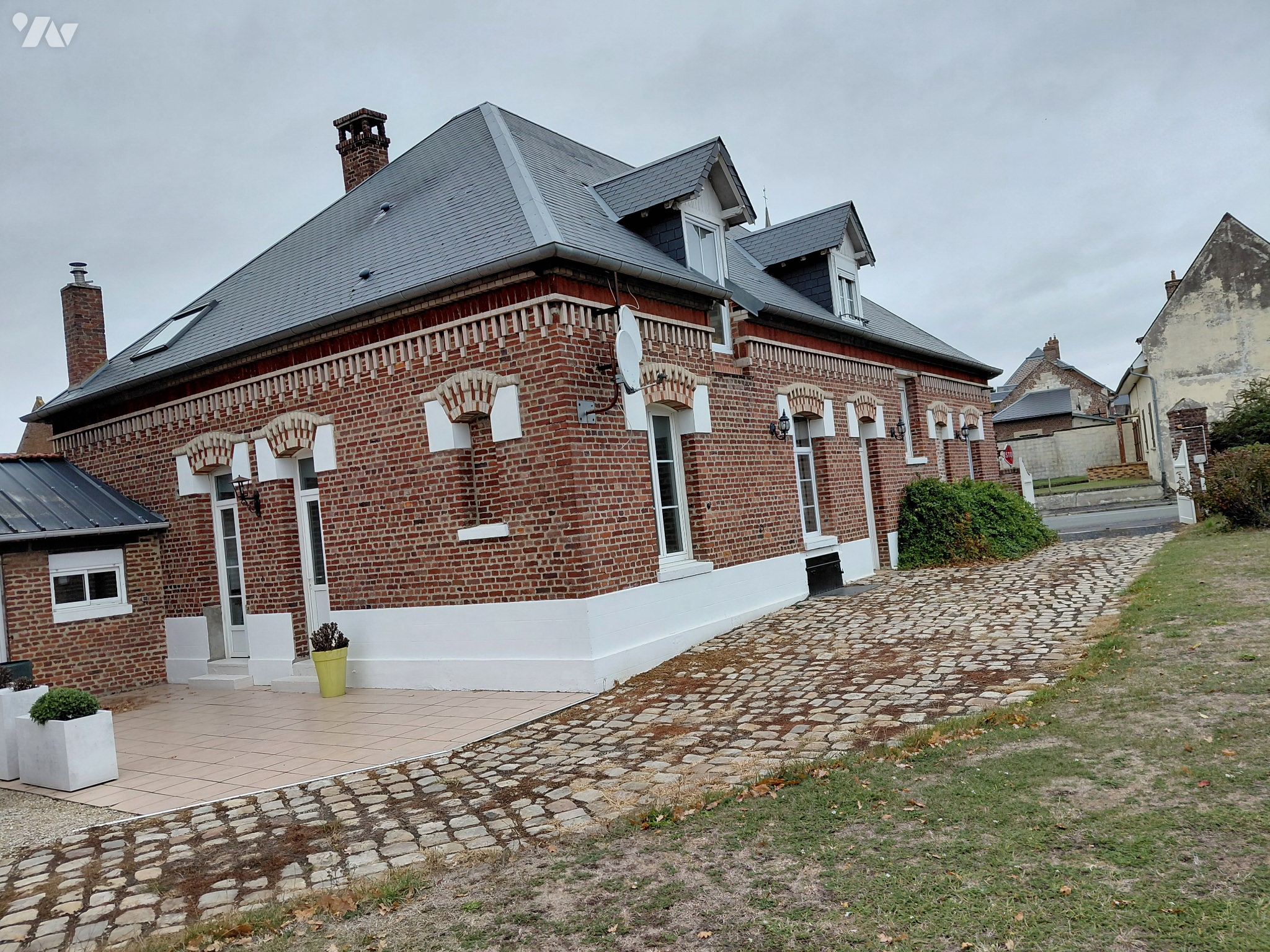 Maison 7 pièces 199 m² · à Sissy · 199 m² · 283 000 €