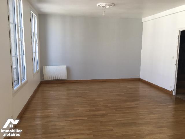 Location - Appartement - BRAINE - 90 m² - 5 pièces - Braineloc2025