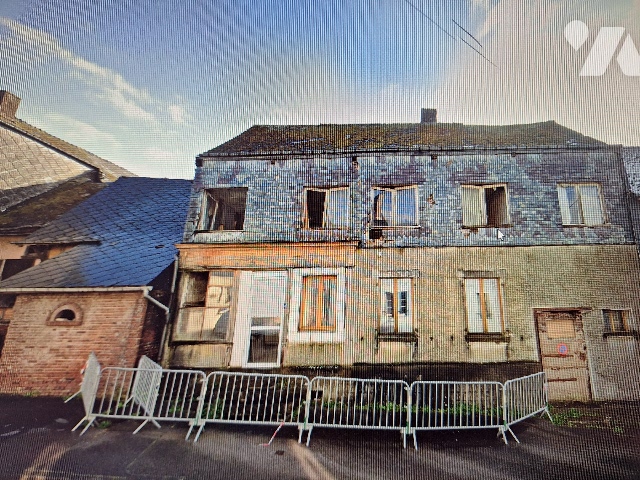 Maison 1m² — Brunehamel
