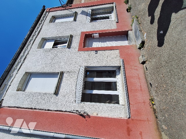 Immeuble 282m² — Étréaupont