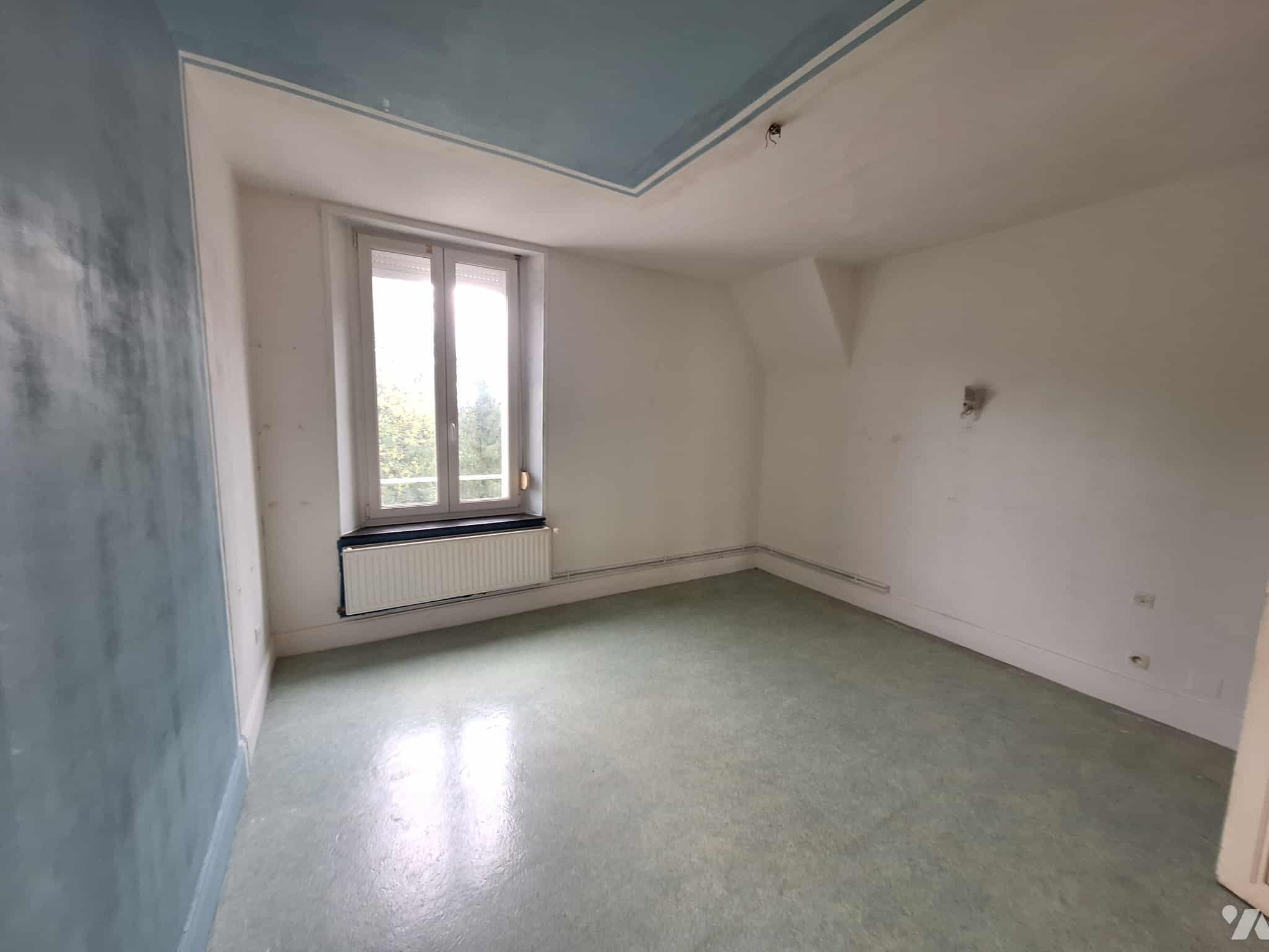 VENTE maison-ST MICHEL (02)