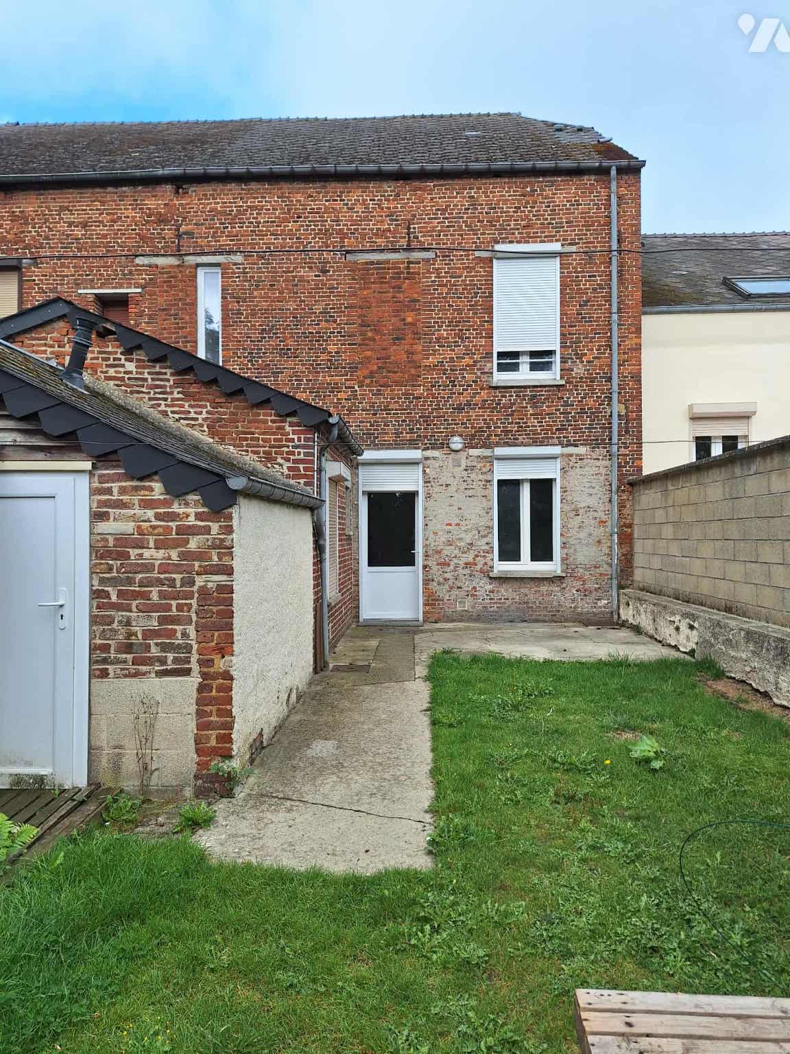 VENTE maison-ST MICHEL (02)