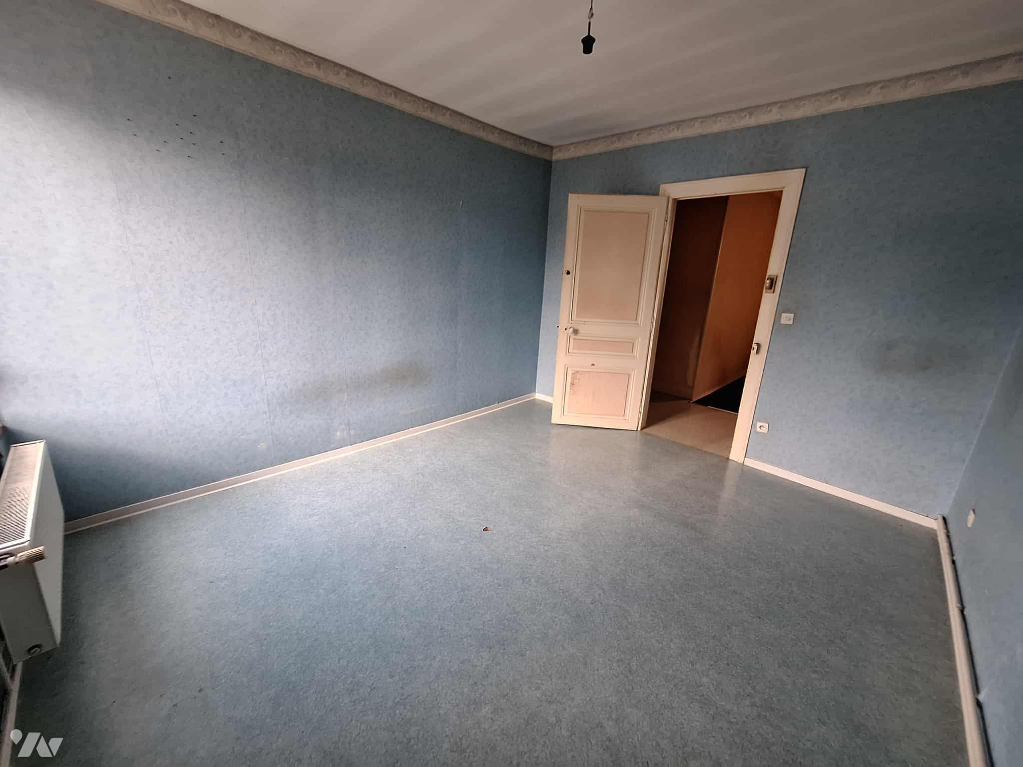 VENTE maison-ST MICHEL (02)