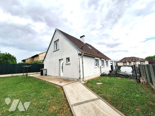 Maison 96m² — Boué