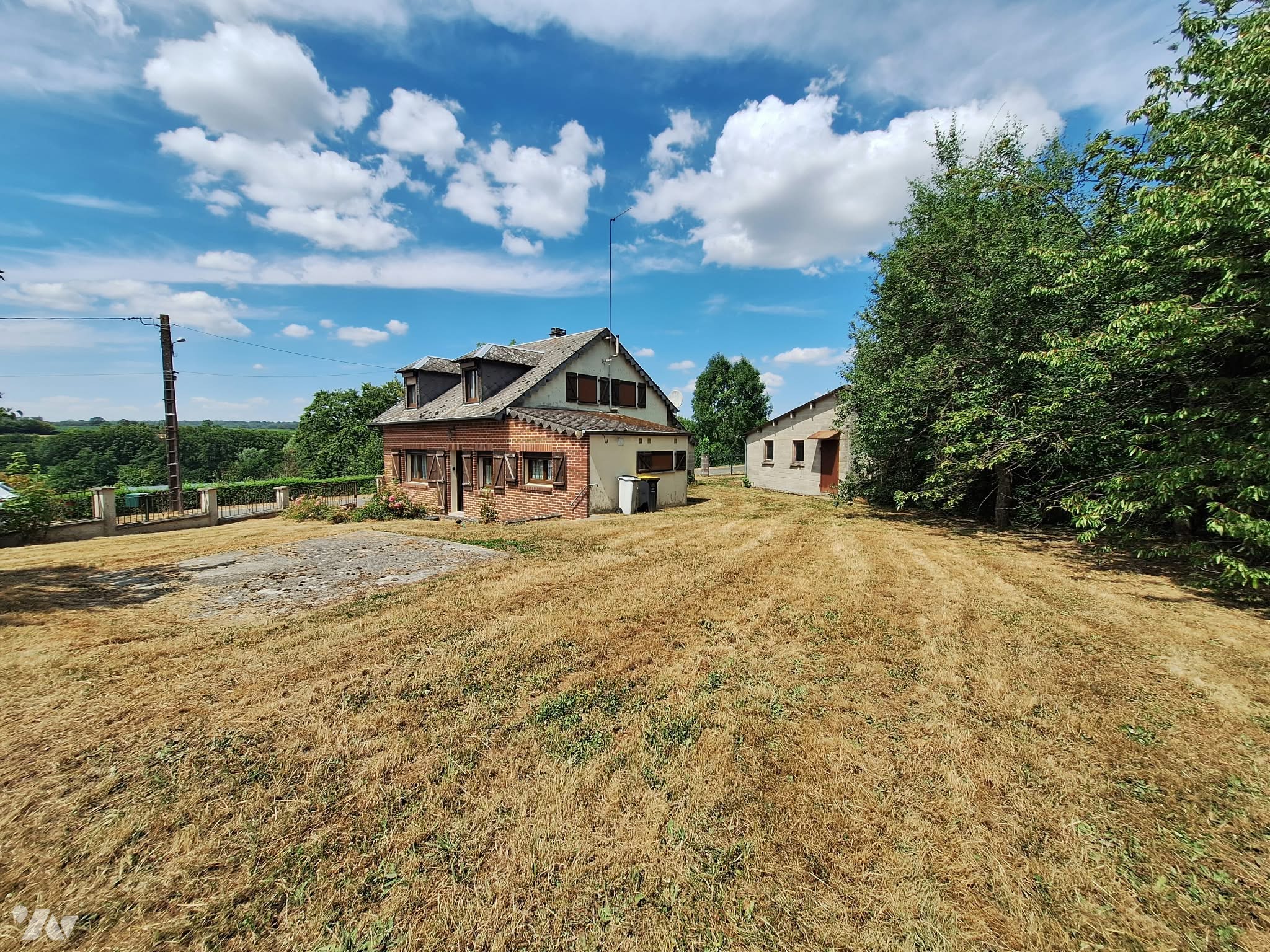 Maison 5 pièces 83 m² · à Sorbais · 82,8 m² · 95 000 €