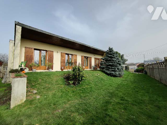 Maison 6 pièces 129 m² · à Hirson · 129 m² · 110 000 €
