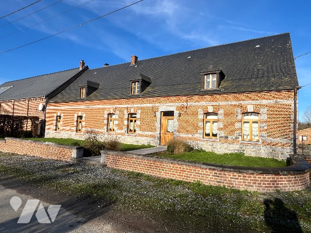 Sale - House/Villa - AVESNES SUR HELPE - 310 m² - 13 rooms - 202412725