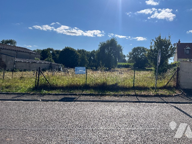 Terrain — Vaux-Andigny