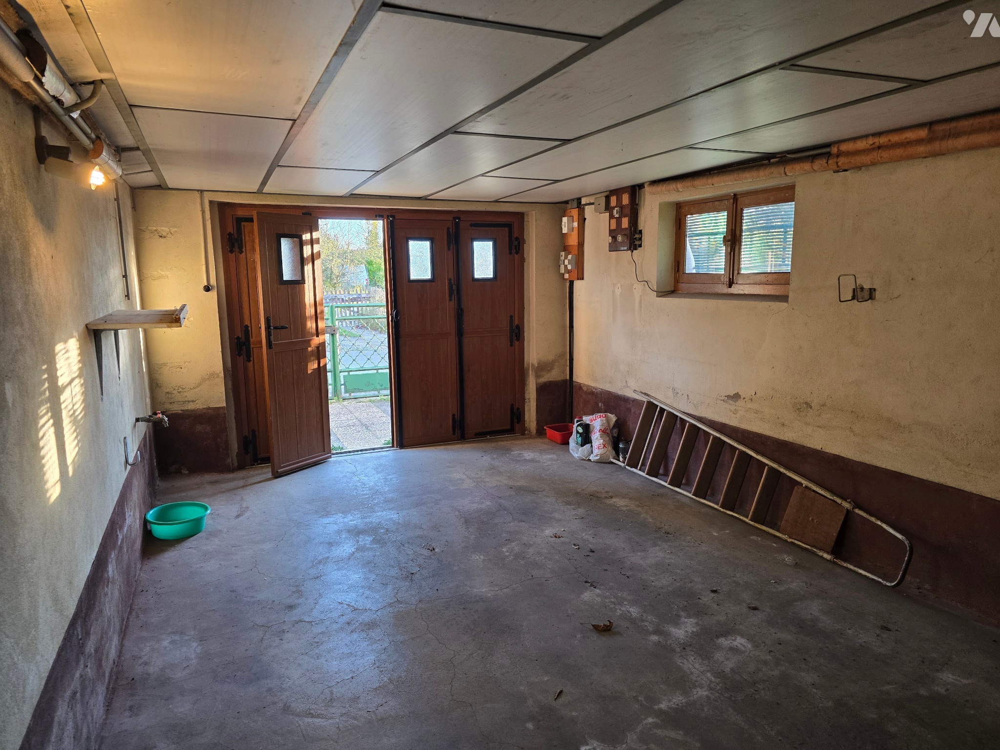 VENTE maison-CUSSET (03)