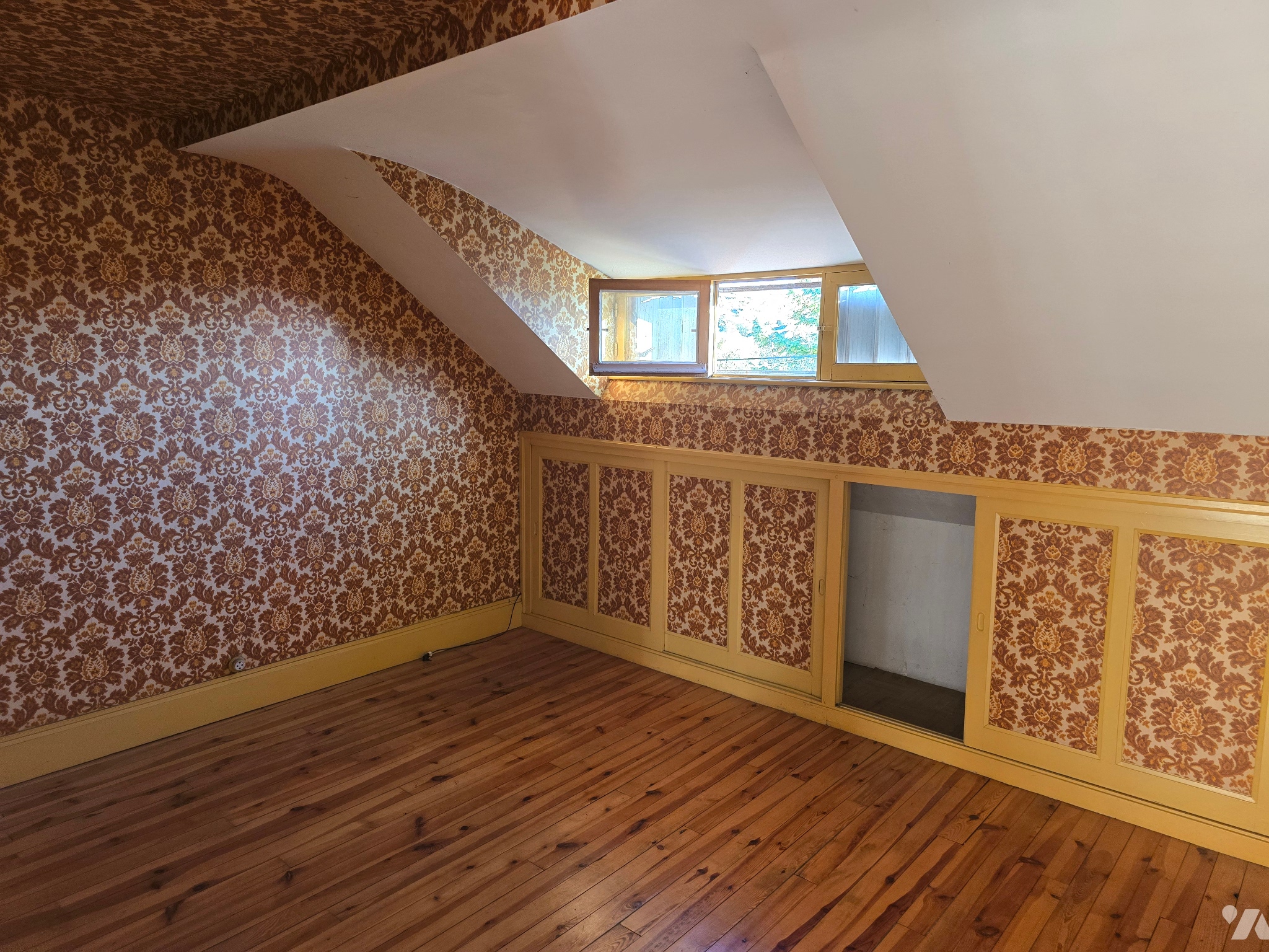 VENTE maison-CUSSET (03)