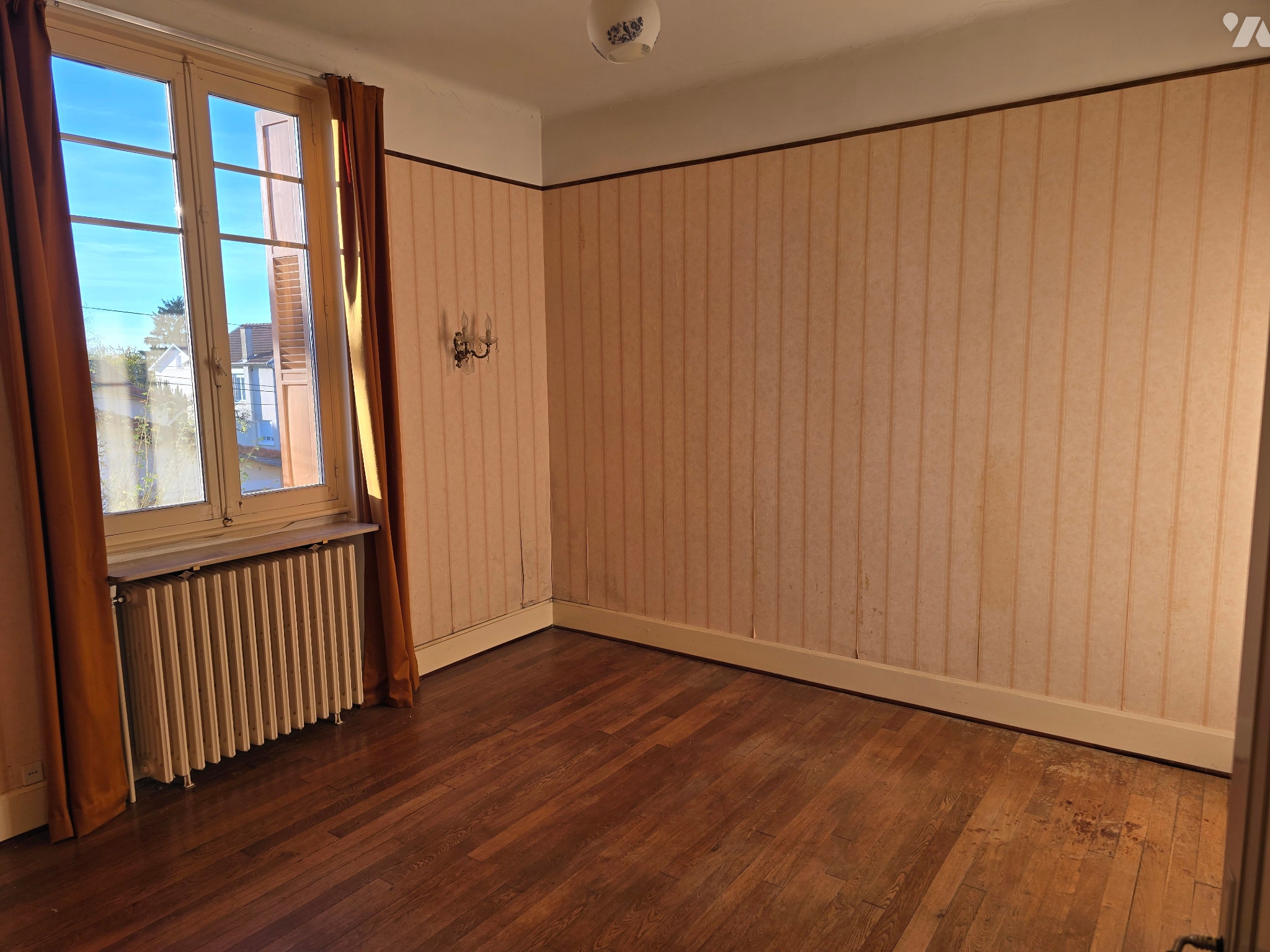 VENTE maison-CUSSET (03)