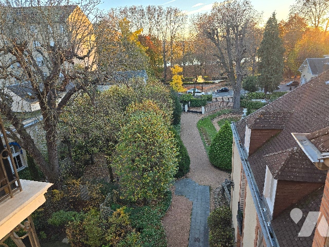 Appartement 9 pièces 177 m² · à Vichy · 176,9 m² · 580 000 €