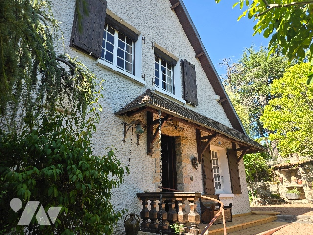 Maison 6 pièces 222 m² · à Cusset · 222 m² · 287 000 €