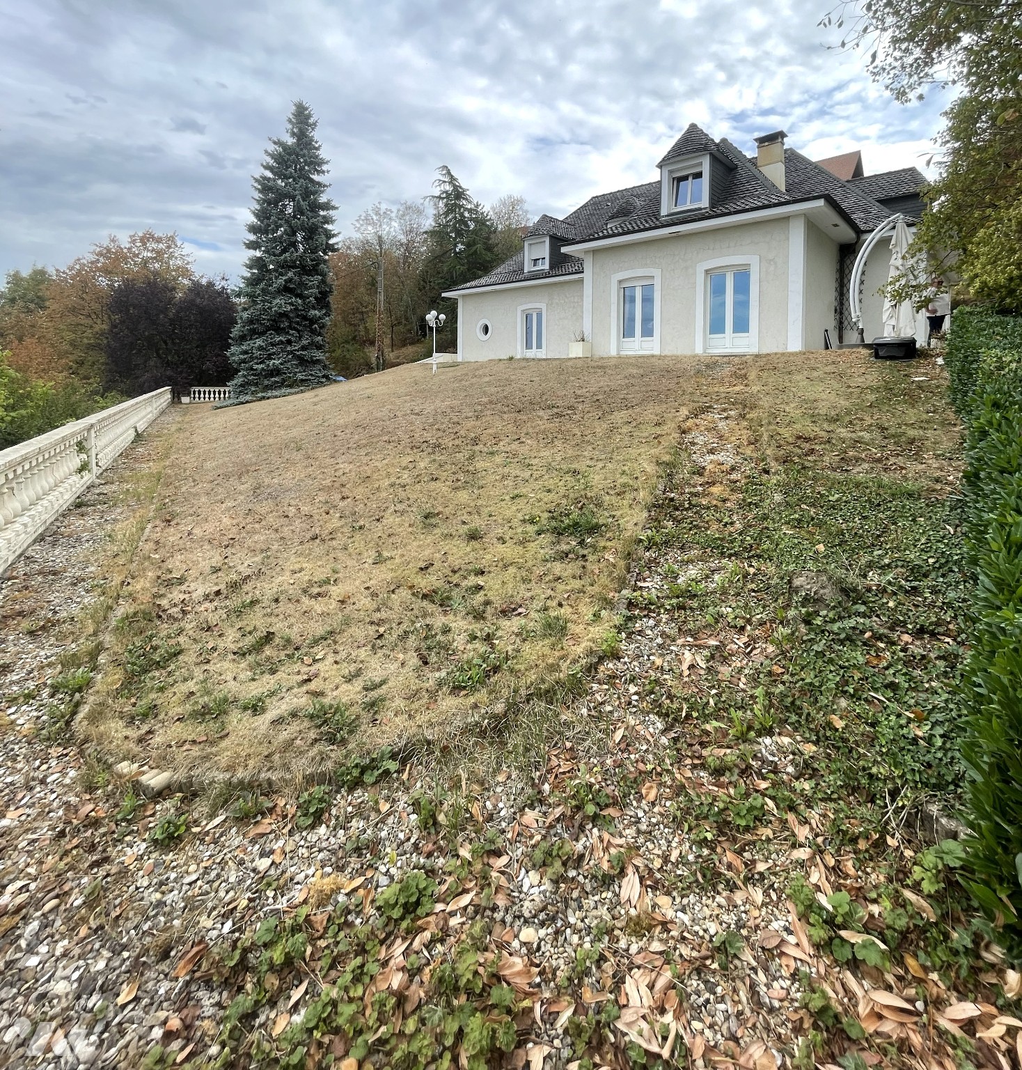 Maison 6 pièces 228 m² · à Givet · 228 m² · 450 000 €