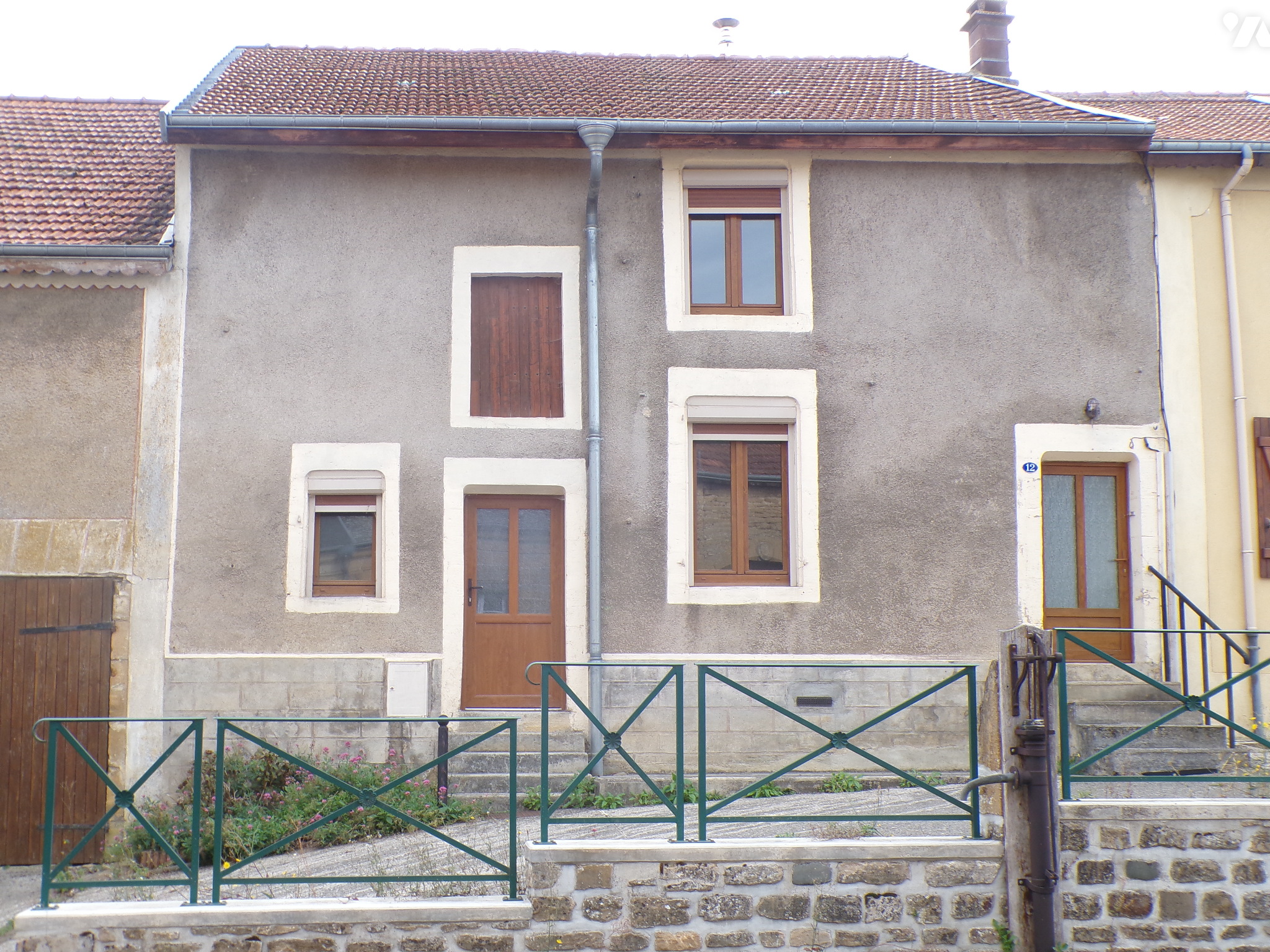 Maison 3 pièces 95 m² · à Remilly-Aillicourt · 95 m² · 90 000 €