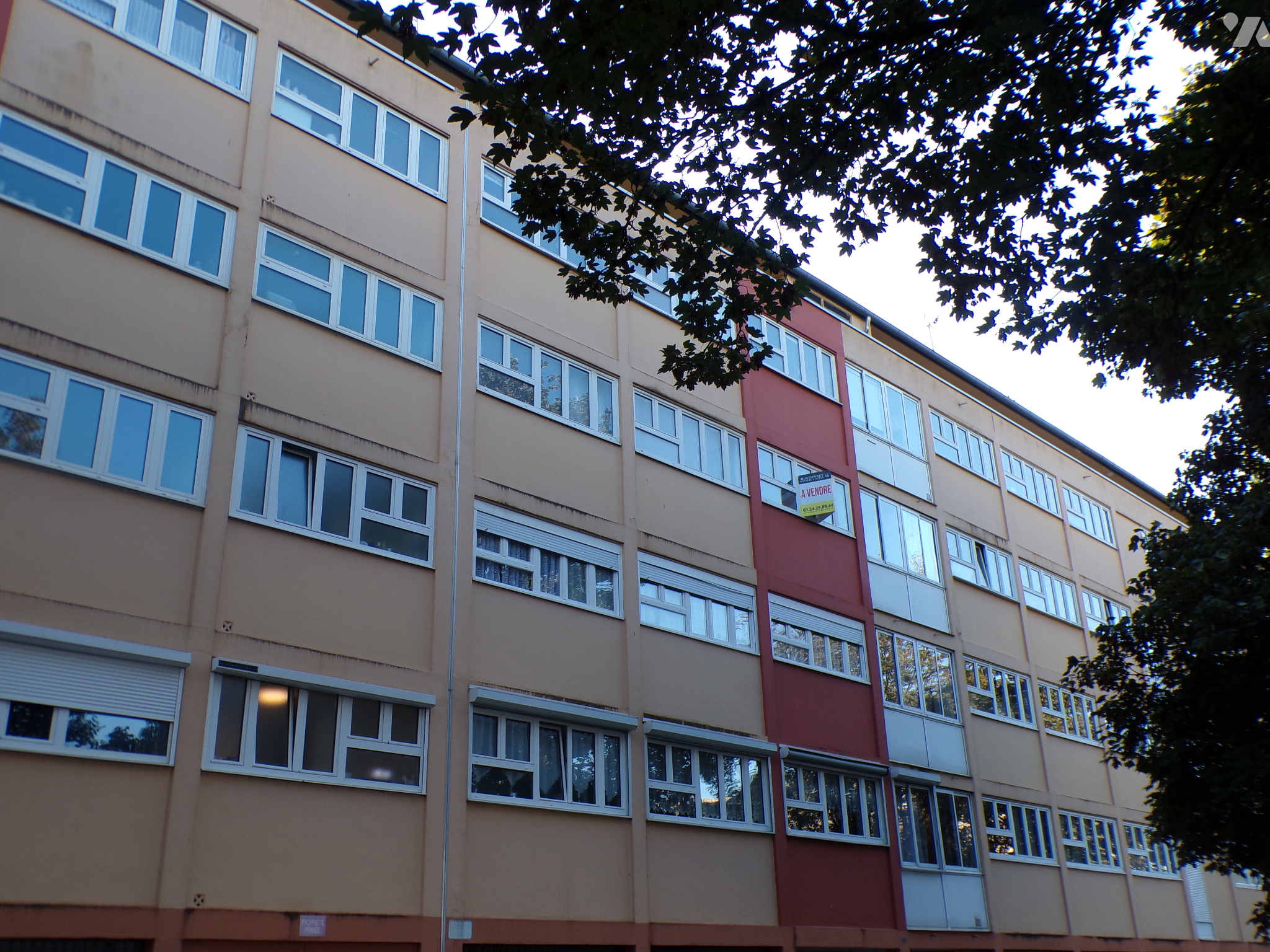Appartement 3 pièces 78 m² · à Sedan · 77,7 m² · 50 000 €