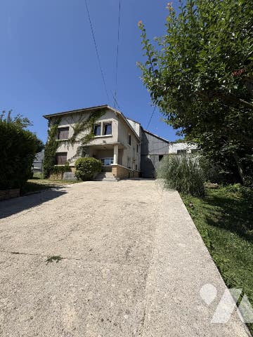 Vente - Immeuble - WADELINCOURT - 877 m² - 5 pièces - 045/1013