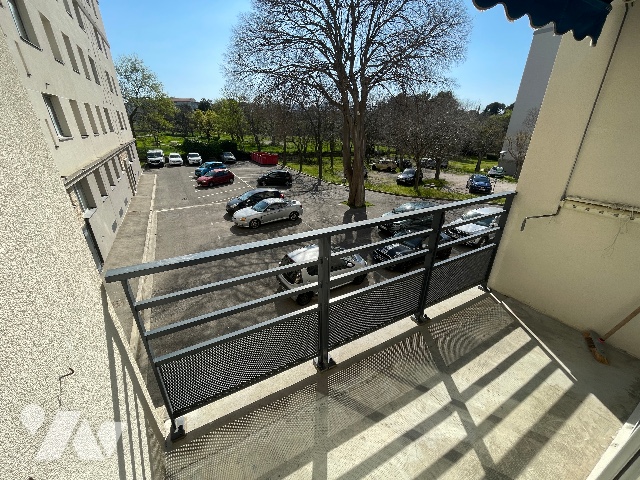 Appartement 3 pièces 66 m² · à Marseille 9e Arrondissement · 65,6 m² · 200 000 €