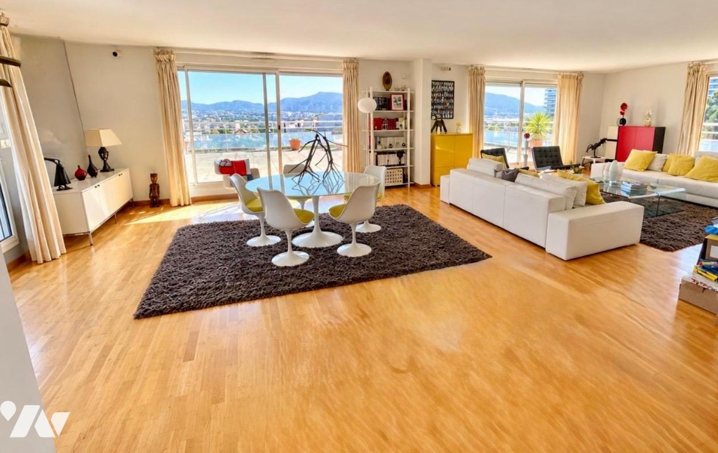 Appartement 4 pièces 160 m² · à Marseille 8e Arrondissement · 160 m² · 1 346 153 €