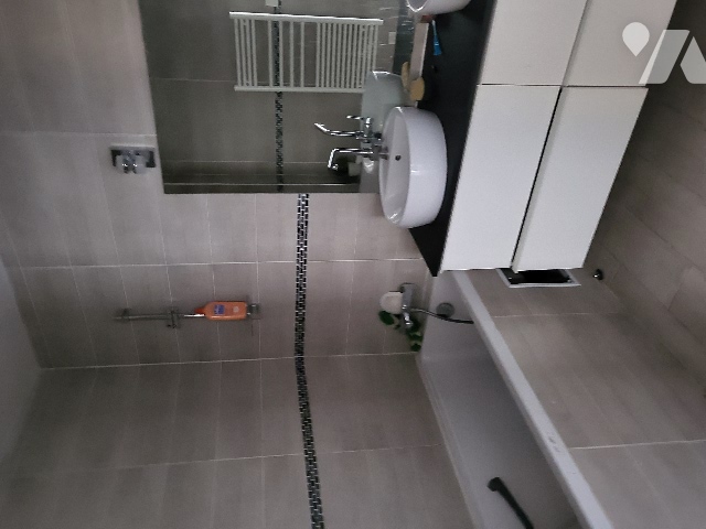 Appartement 5 pièces · à Marseille 10e Arrondissement · 180 000 €