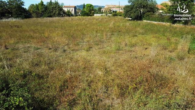 Vente aux Enchères - Terrain agricole - Néoules - 843.00m² - Ref : 190306vae002/4