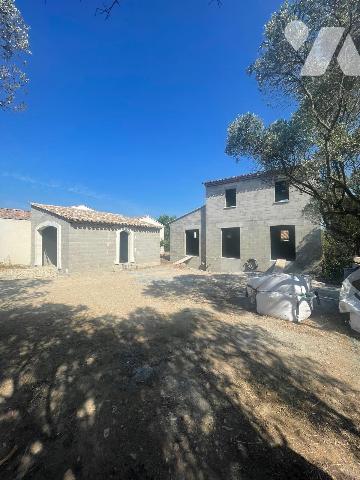 Maison 90 m² · à Eygalières · 90 m² · 980 000 €