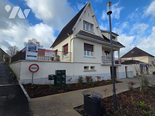 Maison 5 pièces 111 m² · à Tilly-sur-Seulles · 111 m² · 205 000 €