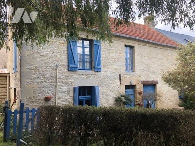 Maison 8 pièces 122 m² · à Ver-sur-Mer · 122 m² · 230 000 €
