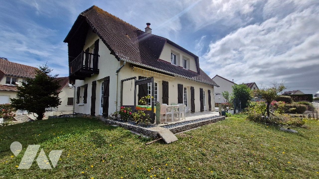 Maison 6 pièces 125 m² · à Ver-sur-Mer · 125 m² · 320 000 €