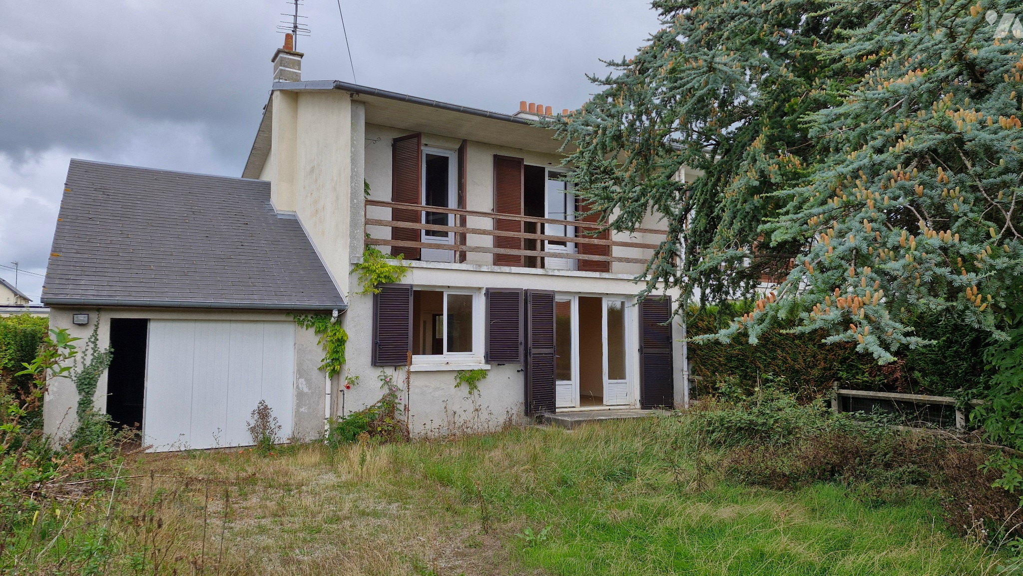Maison 4 pièces 94 m² · à Ver-sur-Mer · 94 m² · 170 000 €