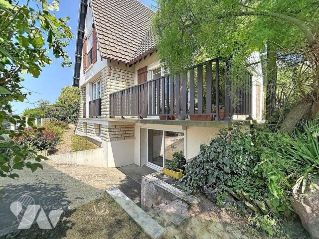 Maison 7 pièces 165 m² · à Colleville-Montgomery · 165 m² · 430 000 €
