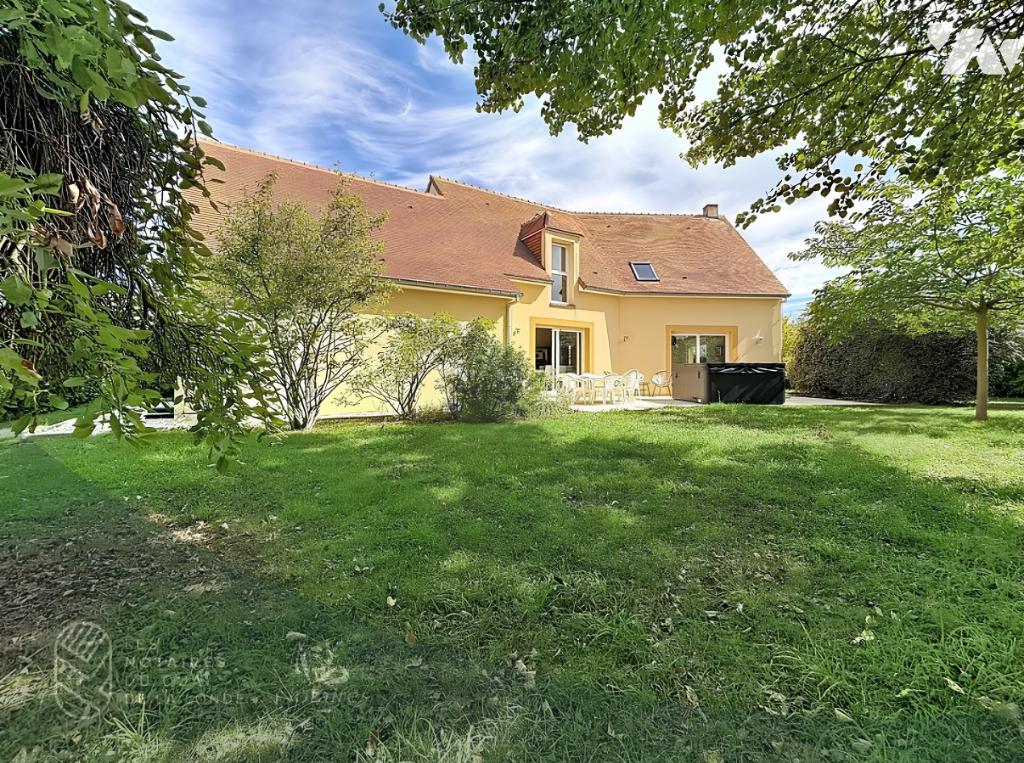 Maison 6 pièces 179 m² · à Éterville · 178,5 m² · 530 000 €