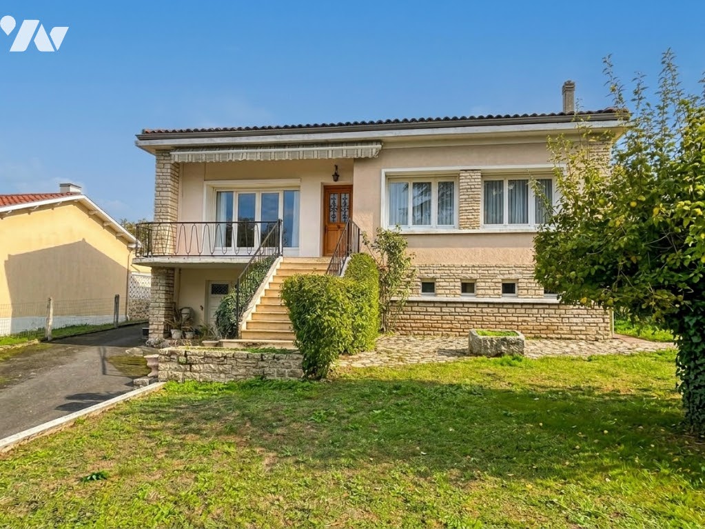 Maison 6 pièces 114 m² · à Gond-Pontouvre · 114 m² · 195 000 €