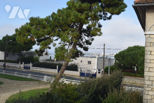 Sale - House/Villa - ROYAN - 134 m² - 6 rooms - dem336
