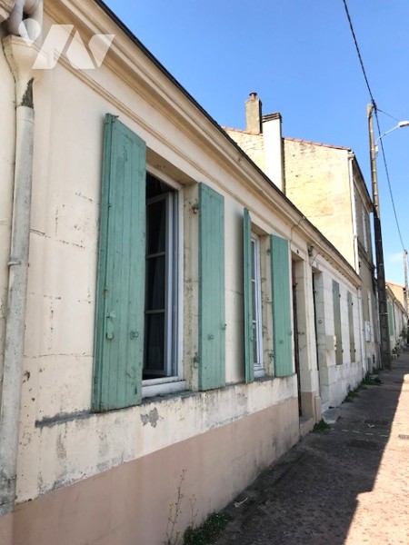 Maison 6 pièces 113 m² · à Rochefort · 113 m² · 115 000 €