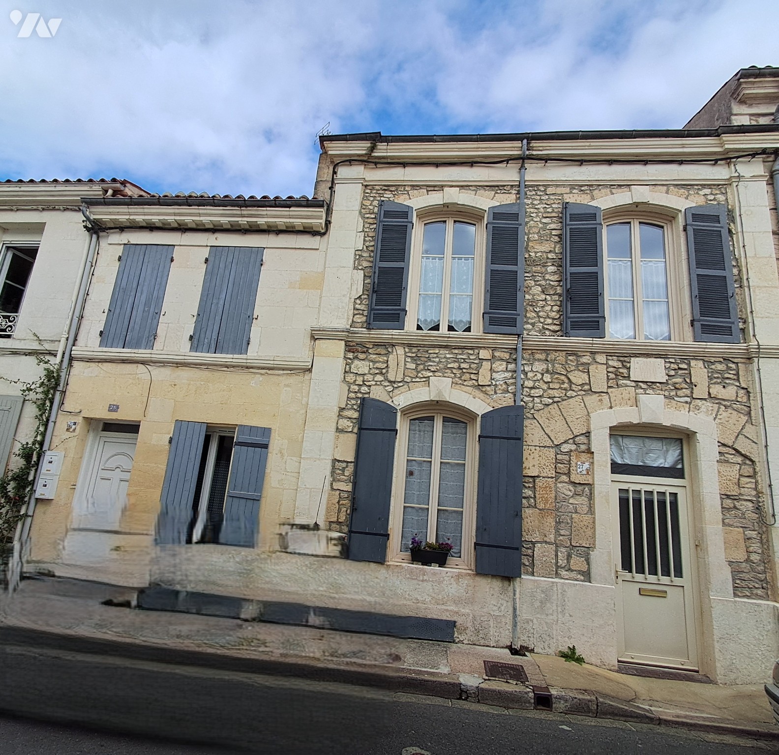Maison 4 pièces 83 m² · à Saint-Jean-d'Angély · 83 m² · 235 000 €