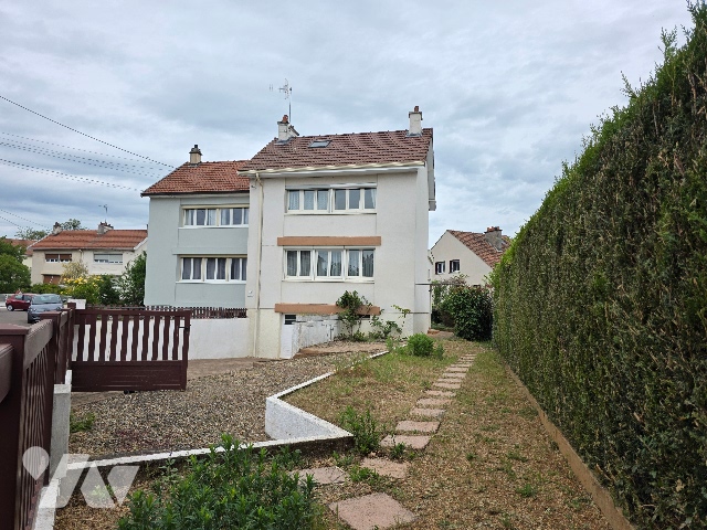 Maison 6 pièces 78 m² · à Dijon · 77,6 m² · 187 296 €