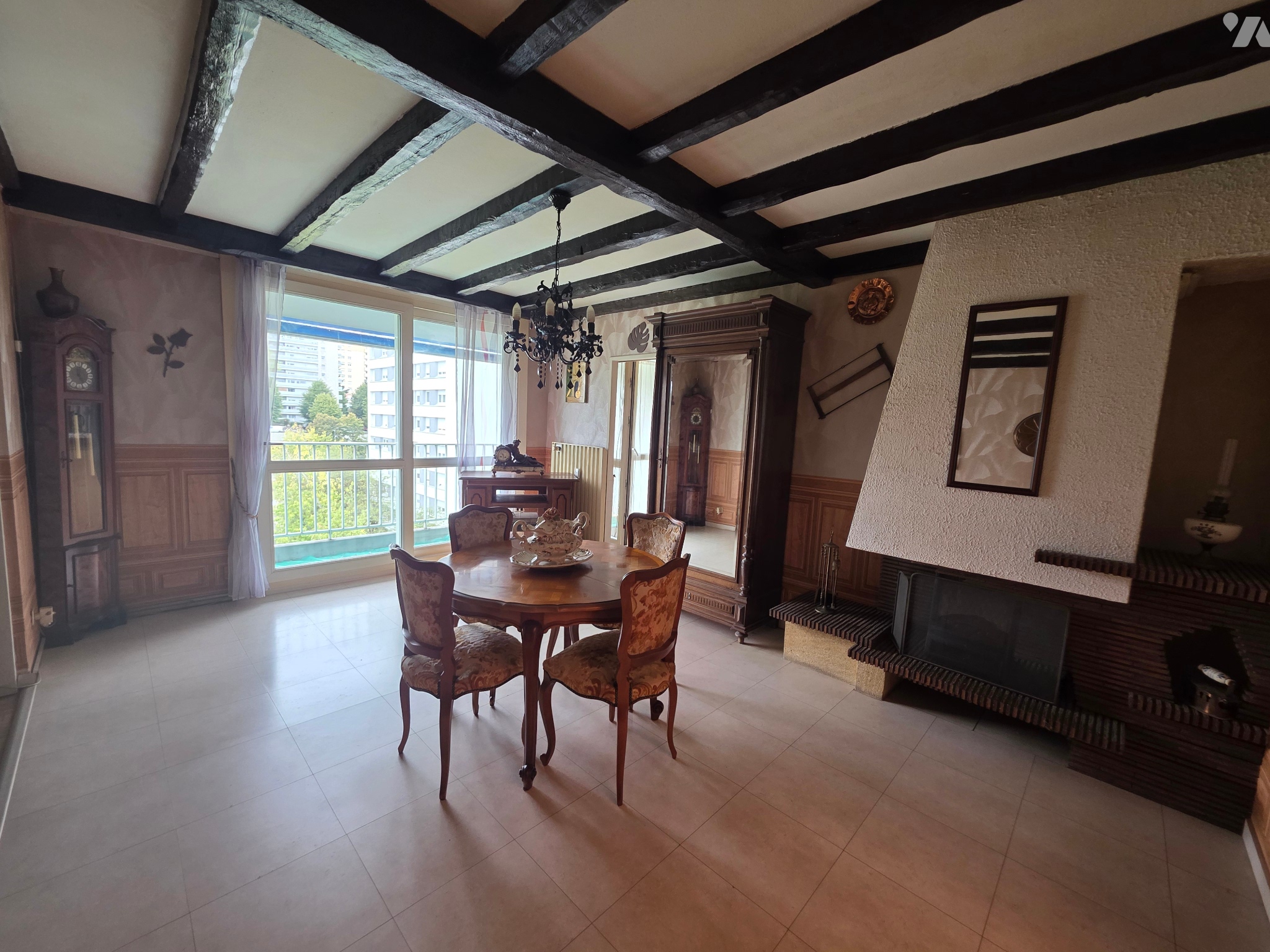 Appartement 6 pièces 80 m² · à Dijon · 80,1 m² · 76 000 €