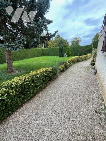 Maison 6 pièces 160 m² · à Venarey-les-Laumes · 160 m² · 215 000 €