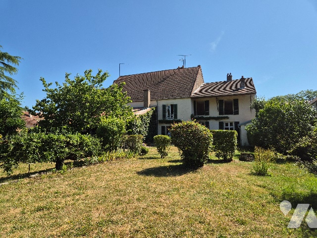 Maison 258m² — Autet